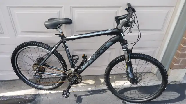 Trek Men Mountain Bicycle