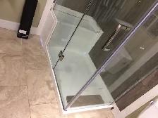 selling glass shower doors fxng. selling glass buthtub doors fix - Photo 10