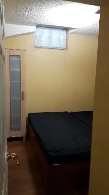 Furnish PRIVATE ROOM Brampton ( for Girls) near Sheridan College - Photo 3
