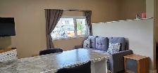 FULLY FURNISHED ALL INCLUSIVE ONE BEDROOM GARDEN LEVEL SUITE - Photo 5
