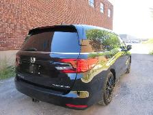 HONDA ODYSSEY, 2024 BLACK EDITION, 29,800 KM'S., THE TOP MODEL! - Photo 10