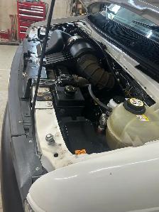 2003 Ford E350 Cube Van - Photo 6
