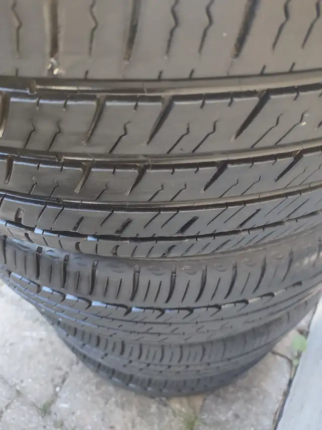 215-45R17x4 pneus été Michelin Primacy mxm4. Excellent état.