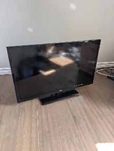 32" Seiki TV For Sale - Photo 2