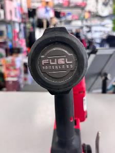 Milwaukee M18 FUEL 18V Brushless Cordless 18-Gauge Brad Nailer