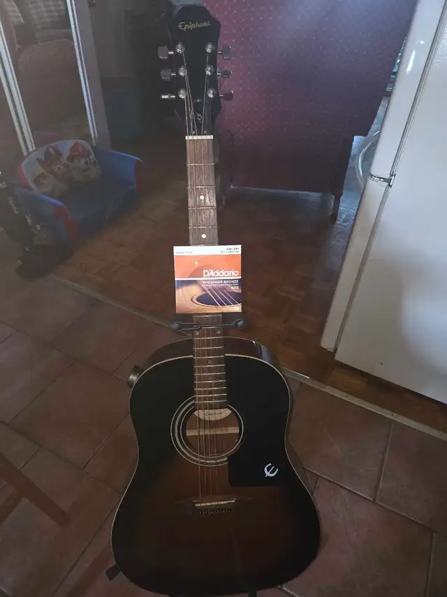 epiphone aj nouvelle cordes installé disponible