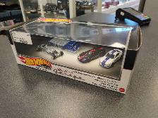 Hot Wheels Jay Lenos garage