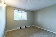 Apartment Sublet - Photo 3