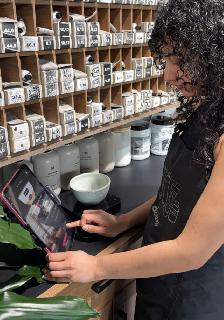 Hiring a Senior Hairstylist for busy Hintonburg salon - Photo 5