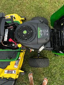 2015 John Deere D170 Riding Lawnmower - Photo 4
