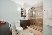 FOR SALE: Windsor Park Bungalow with Unique Backyard - Photo 7