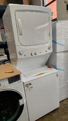 Laundry Center GE GUD27EESMNOWW White Brand new open box