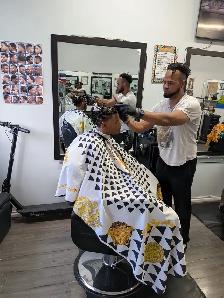Mobile barber - Photo 5