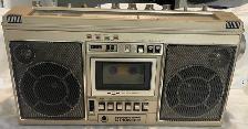 Vintage Pioneer SK-31 Portable Boombox Radio - Powers On (OBO)