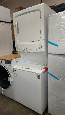 Laundry Center GE GUD27EESMNOWW White Brand new open box
