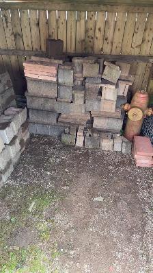 retaining wall - Photo 2