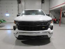 2023 Chevrolet Silverado 1500 Crew Cab 6'6 Box 5.3L V8 4X4 - Photo 3