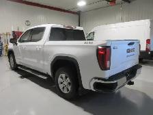 2024 GMC Sierra 1500 Crew Cab 5.3L V8 4X4 - Photo 12