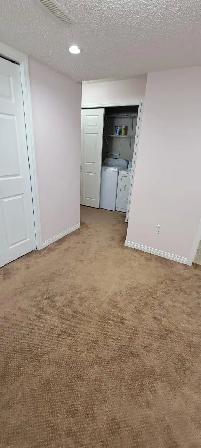 Basement for rent - Photo 6
