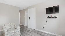 P10 AP3 - 1 BEDROOM – FULLY FURNISHED | ALL UTILITIES INCLUDED - Photo 7
