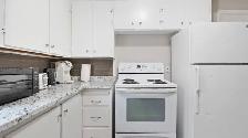 P10 AP3 - 1 BEDROOM – FULLY FURNISHED | ALL UTILITIES INCLUDED - Photo 8