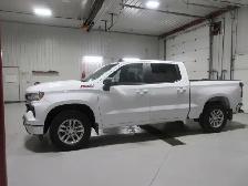2024 Chevolet Silverado 1500LT Crew Cab 5.3L V8 4X4 Z71