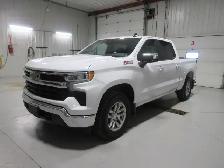 2024 Chevolet Silverado 1500LT Crew Cab 5.3L V8 4X4 Z71 - Photo 2