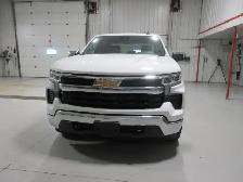 2024 Chevolet Silverado 1500LT Crew Cab 5.3L V8 4X4 Z71 - Photo 3