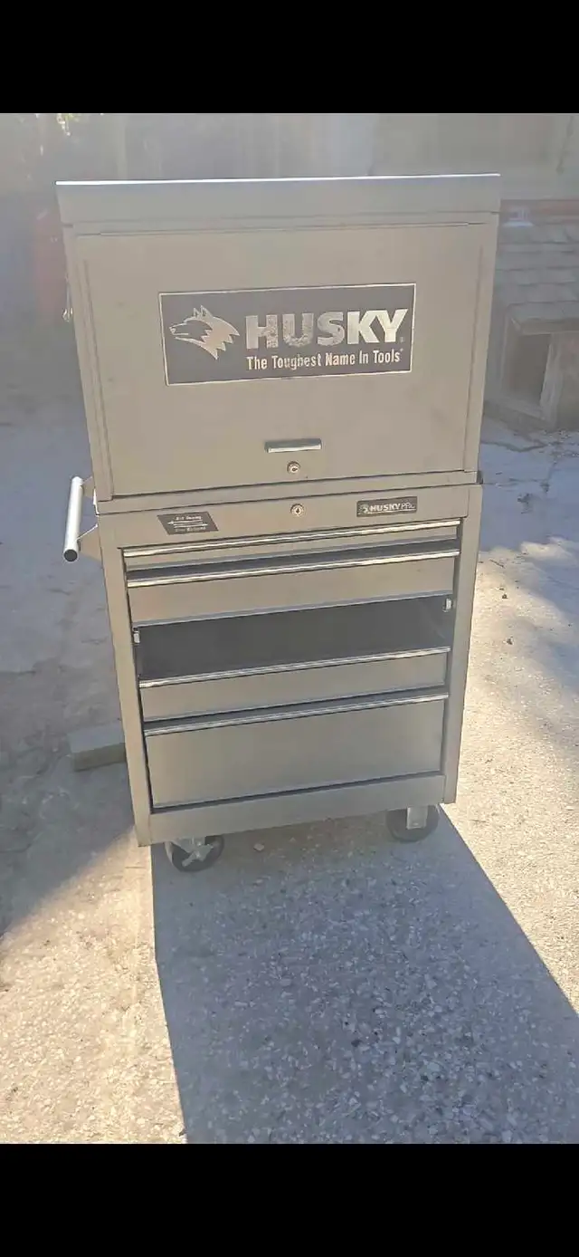 Husky pro tool box