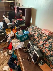 Picking up unwanted appliances and furniture — Toronto & GTA - Photo 2