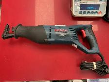 Scie alternative filaire Bosch