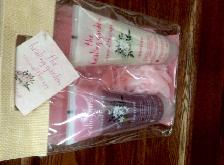 COFFRECADEAUNEUFJASMINE:LOTION HYDRATANTE,GELMOUSSAN ÉPONGE$10.0 - Photo 2