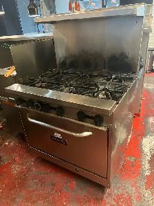 Commercial Heavy Stove for Restaurant Kitchen