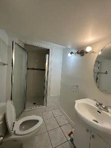 Semi Detached Raised Bungalow in Mississauga (Downstairs Unit) - Photo 4