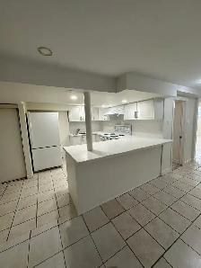 Semi Detached Raised Bungalow in Mississauga (Downstairs Unit) - Photo 6
