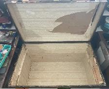 Antique 1900s Flat-Top Steamer Trunk / Coffee Table (OBO) - Photo 3