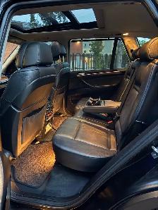2012 BMW X5 xDrive35i – 7 PASSENGER - Photo 9