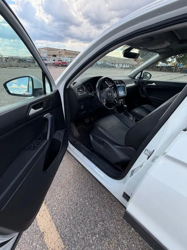 2019 Volkswagen Tiguan SUV, Crossover
