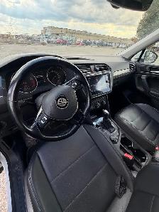 2019 Volkswagen Tiguan SUV, Crossover - Photo 9