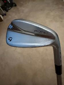 RH TaylorMade P790 Irons and MG4 Wedges for sale
