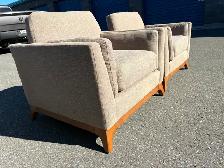 Matching Chairs. - Photo 3