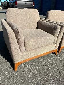 Matching Chairs. - Photo 5