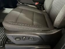2025 Chevrolet Silverado 1500 Trail Boss Z71 / 4x4 / Crew - Photo 14