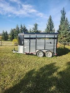 Maverick Horse trailer