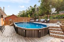 Orillia Bungalow | 3 1 Beds, 2 Baths & Backyard Pool