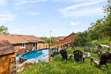 Orillia Bungalow | 3 1 Beds, 2 Baths & Backyard Pool - Photo 8