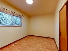 #4994- 4 Bedroom Home for Rent in Avondale. $1800. Avail Nov 1st - Photo 18