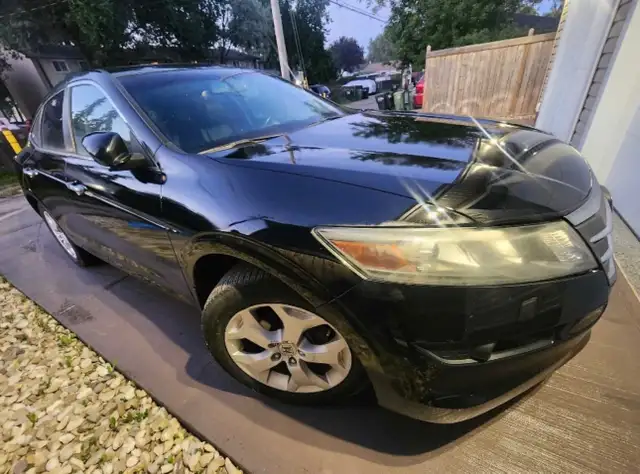 Honda Crosstour  2012