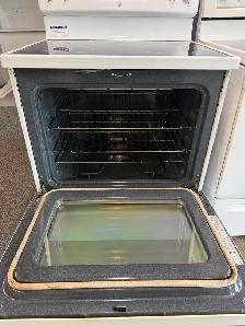 Stove GE Electric -Credit Cards accepted-Warranty - Photo 2
