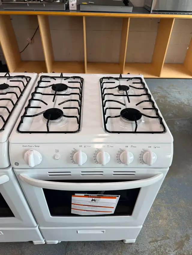 Stove GE Gas -Credit Cards accepted-Warranty